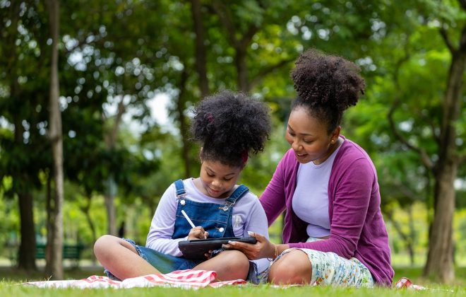 Support summer reading with Sora: 5 ways to keep students engaged all season long